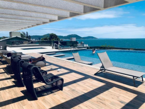 Bela Cobertura com vista para o mar